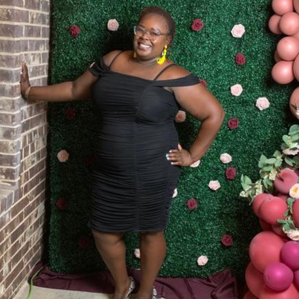 Torrid size 2 Black Mesh Ruched Cold Shoulder Bodycon Dress - Picture 4 of 13